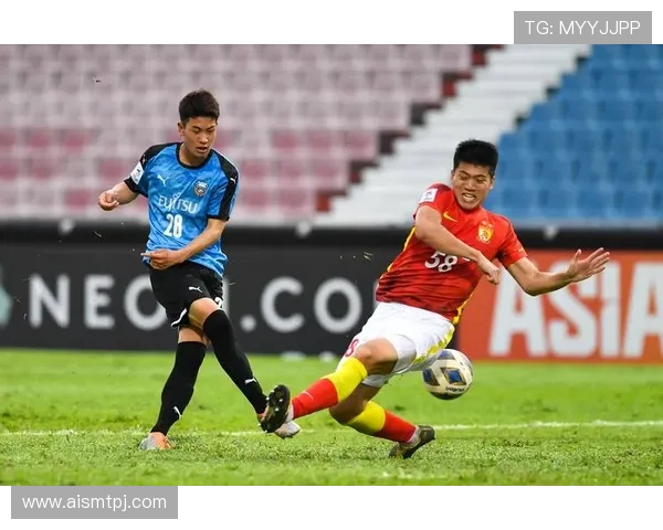 广州足球队荣登足球力量排行榜首位引领全国足球新潮流